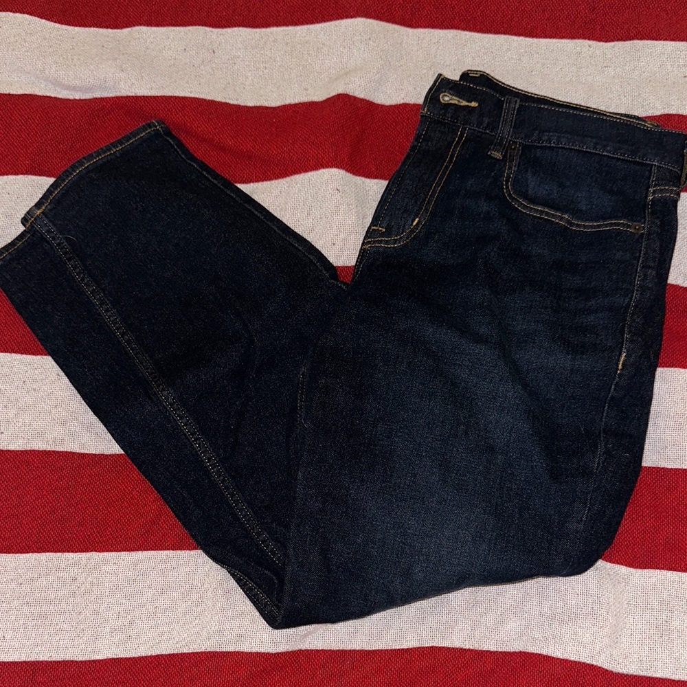 Men's Dark Blue Athletic Taper Jeans